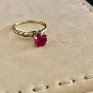 Estate Ruby ring 1920-30’s